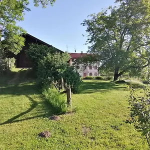 https://tiny-x-im-marxhof-seebruck-am-chiemsee.com-bavaria.com